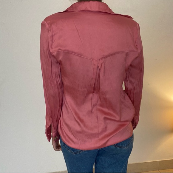 Mango silk shirt in peachy pink with pockets, mango suit collection. - Picture 3 of 5